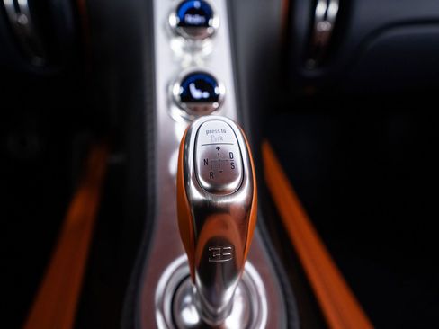 Used 2018 Bugatti Chiron AWD/4WD image 54