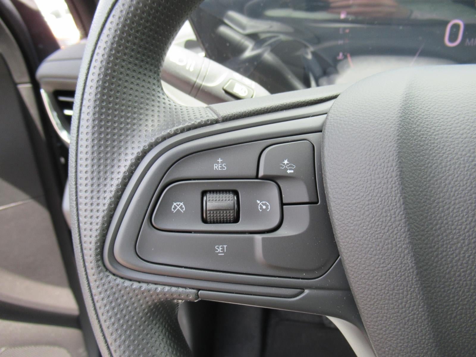 New 2026 Buick Envista Preferred FWD image 22