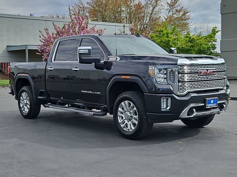 Used 2020 GMC Sierra 2500 Denali w/ Denali Ultimate Package image 8