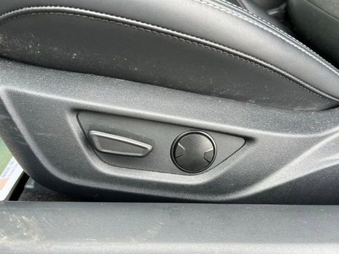 Used 2025 Ford Mustang Coupe image 10