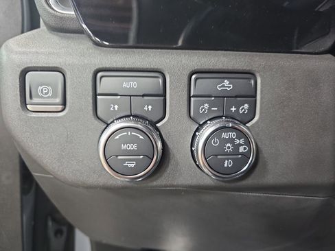 Used 2023 GMC Sierra 1500 Elevation AWD/4WD image 24
