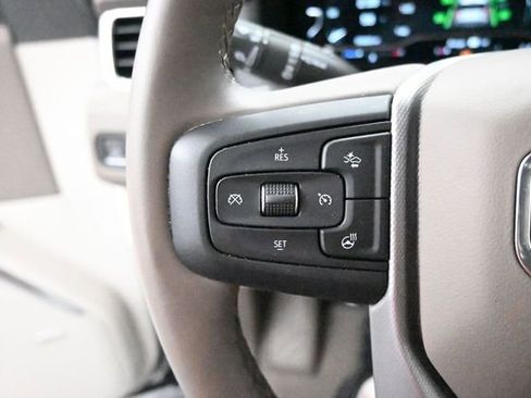 Used 2023 GMC Yukon XL Denali AWD/4WD image 28