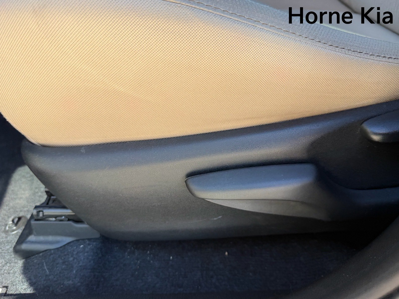 Used 2014 Toyota RAV4 XLE FWD image 20