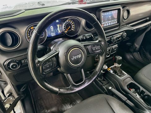 Used 2021 Jeep Wrangler Unlimited Sport AWD/4WD image 22