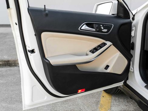 Used 2018 Mercedes-Benz GLA 250 GLA 250 image 39