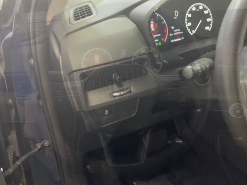 Used 2025 Honda CR-V LX image 29