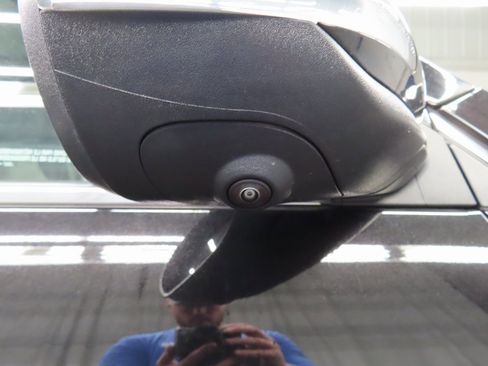 Used 2024 GMC Acadia Denali image 54