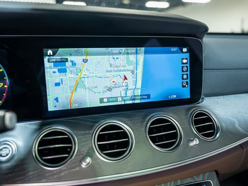 Used 2022 Mercedes-Benz E 53 AMG 4MATIC Sedan w/ Driver Assistance Package image 39