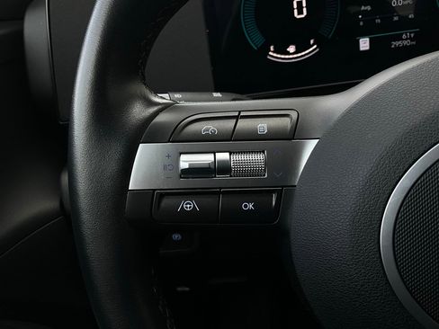 Used 2025 Hyundai Kona SEL image 35