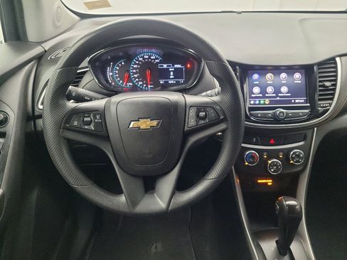 Used 2022 Chevrolet Trax LS w/ Tint and Cruise Package AWD/4WD image 22