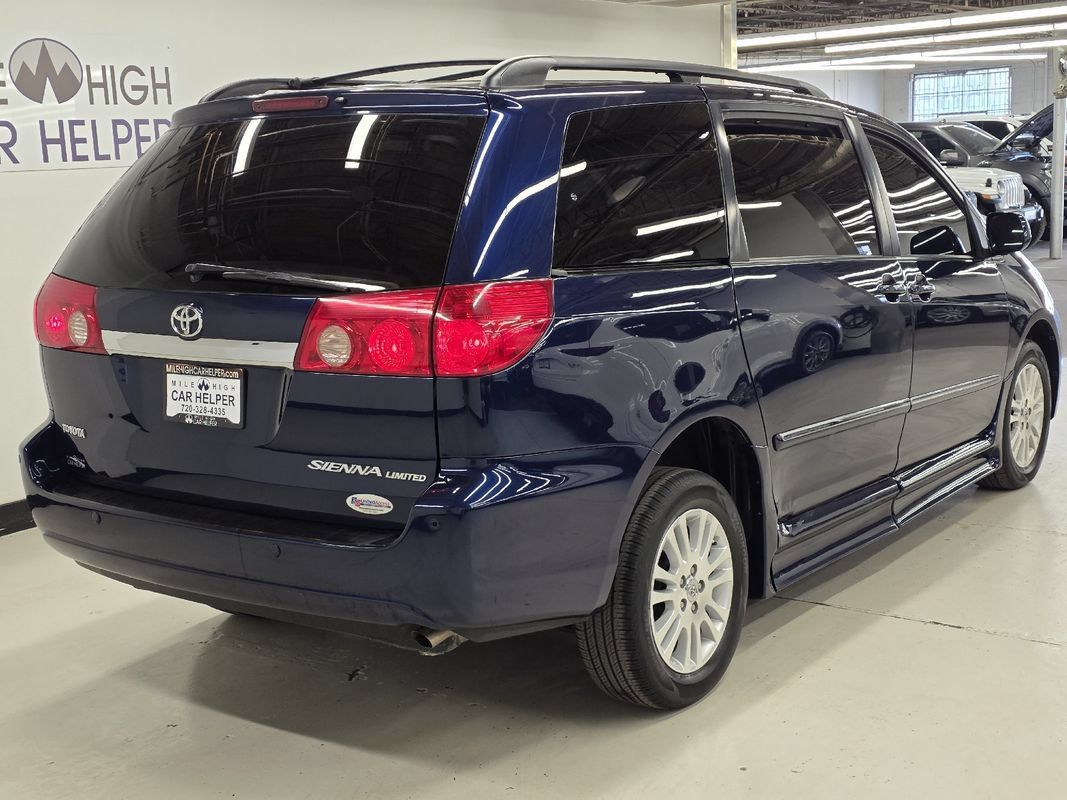 Used 2007 Toyota Sienna XLE FWD image 19