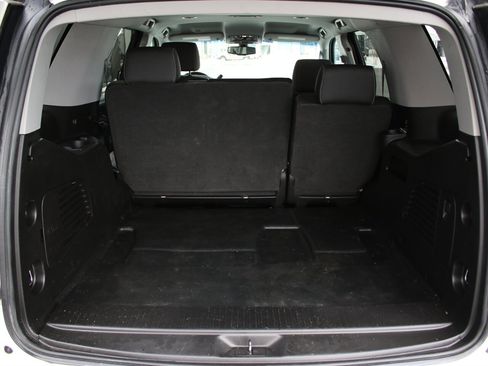 Used 2019 Chevrolet Tahoe 4WD image 41