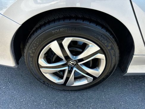 Used 2018 Honda Civic LX image 10