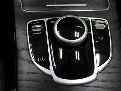 Used 2019 Mercedes-Benz C 300 Sedan image 27