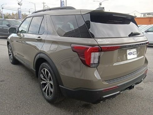 New 2026 Ford Explorer ST-Line w/ Premium Package image 5