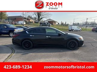Used 2017 Nissan Altima 2.5 SR w/ Midnight Edition Package video 1