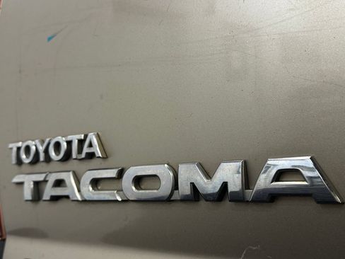 Used 2006 Toyota Tacoma 4x4 Double Cab w/ SR5 Pkg #2 image 7