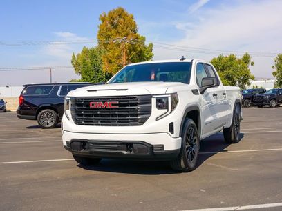 New 2026 GMC Sierra 1500 Pro w/ Graphite Edition