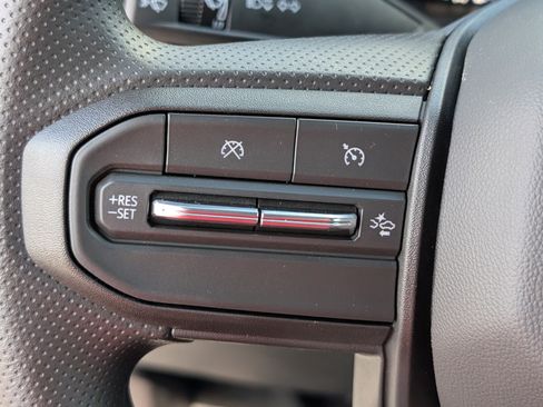 New 2026 Chevrolet Colorado W/T image 17