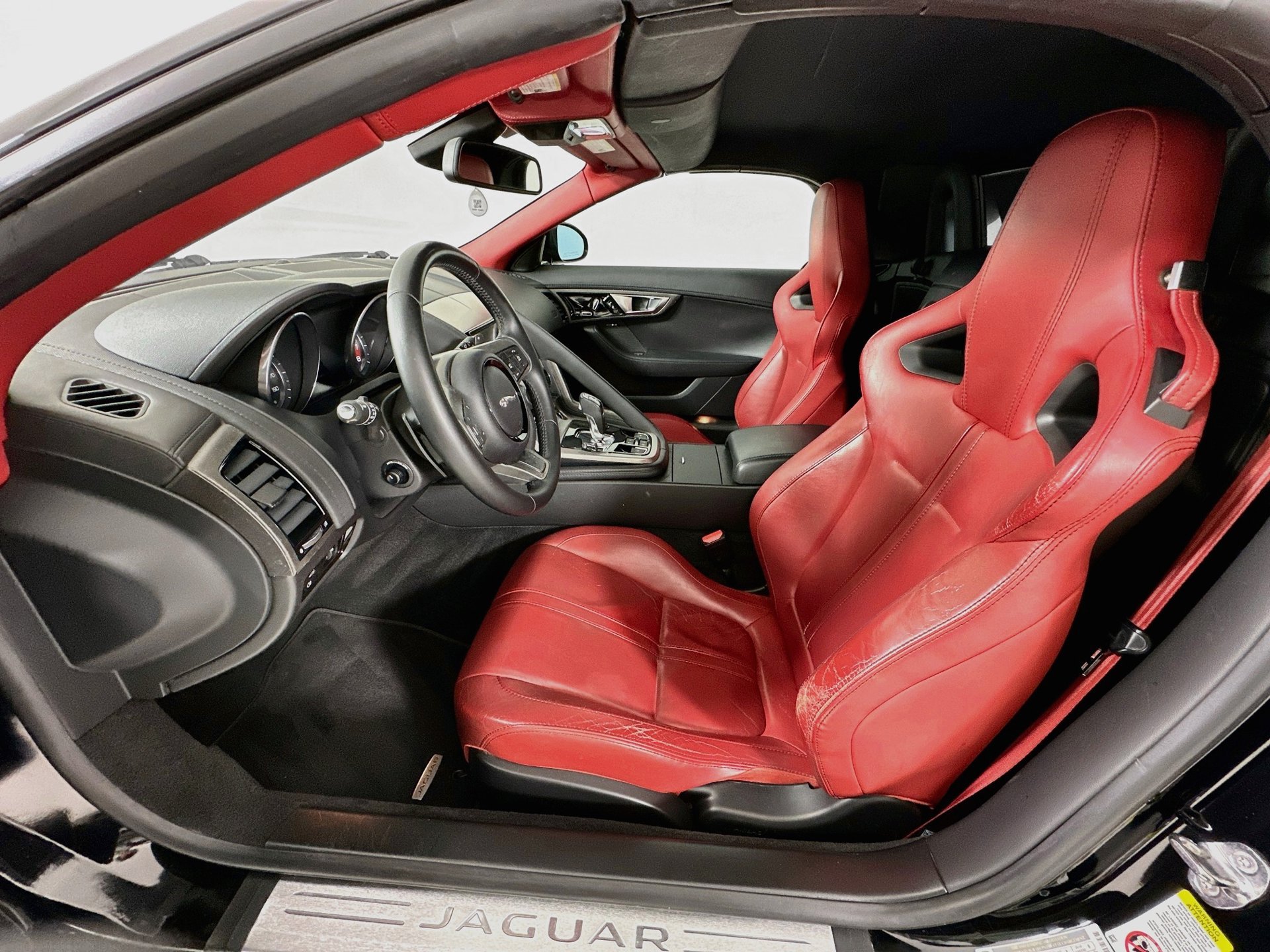 Used 2014 Jaguar F-TYPE Convertible RWD image 21