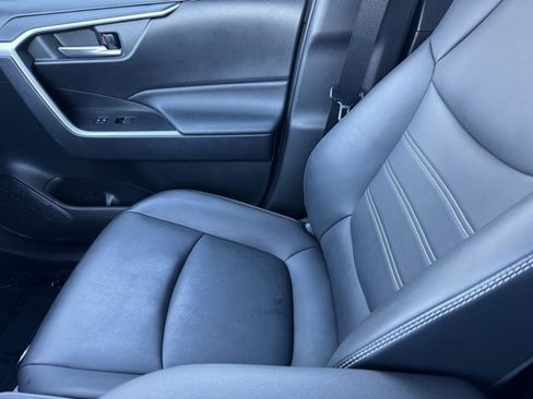 Certified 2021 Toyota RAV4 XLE Premium image 23