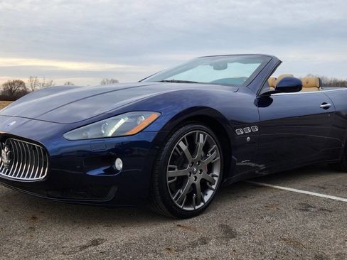 Used 2014 Maserati GranTurismo Convertible image 1