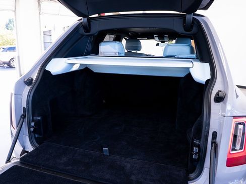 Used 2022 Rolls-Royce Cullinan image 55