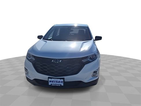 Certified 2020 Chevrolet Equinox LT image 3