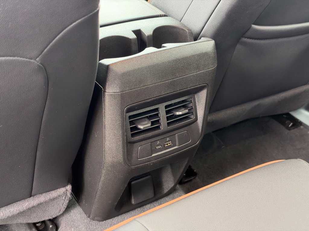 Used 2024 GMC Canyon AT4 AWD/4WD image 24