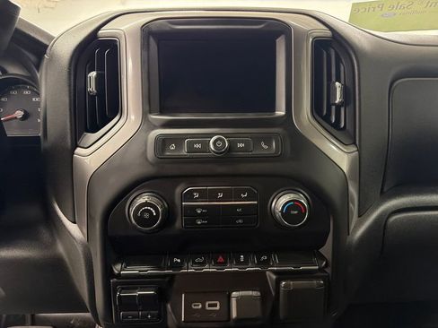 Used 2022 Chevrolet Silverado 2500 W/T w/ WT Convenience Package AWD/4WD image 23