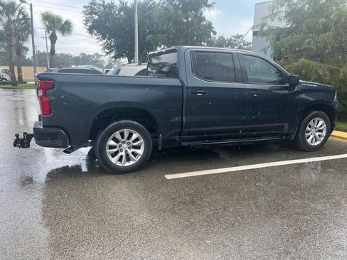 Used 2021 Chevrolet Silverado 1500 Custom RWD image 3