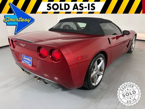 Used 2011 Chevrolet Corvette Convertible w/ Preferred Equipment Group RWD image 8