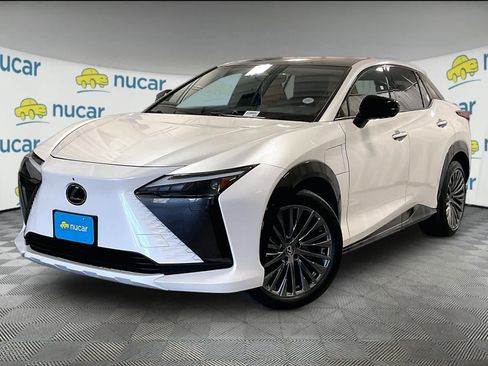 Used 2023 Lexus RZ 450e Premium w/ Accessory Package (2T) AWD/4WD image 3