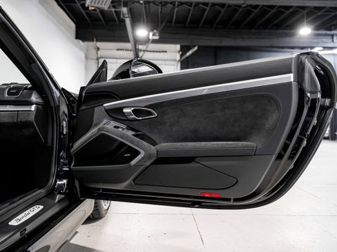 Used 2016 Porsche Boxster GTS RWD image 23