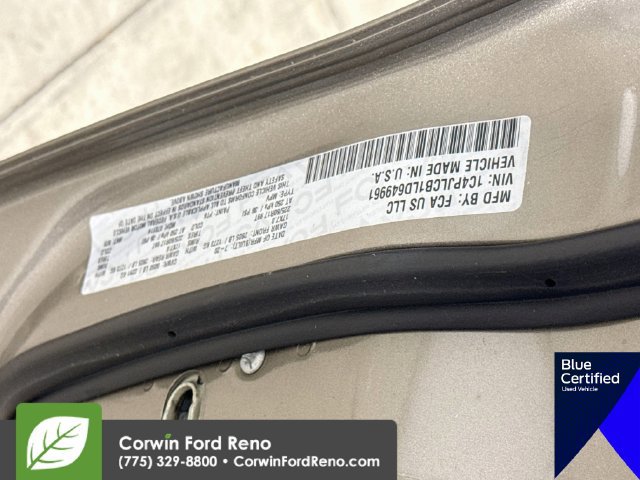 Used 2020 Jeep Cherokee Latitude FWD image 33