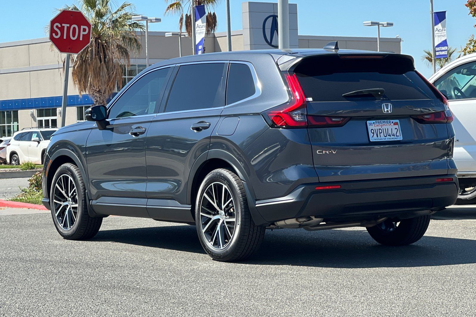 Used 2024 Honda CR-V EX-L image 6