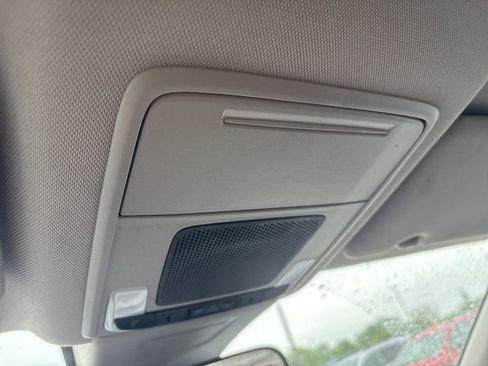 Used 2025 Honda CR-V LX image 19
