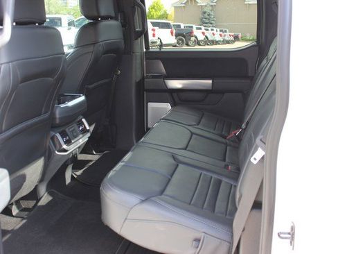 Used 2025 Ford F150 Platinum AWD/4WD image 6
