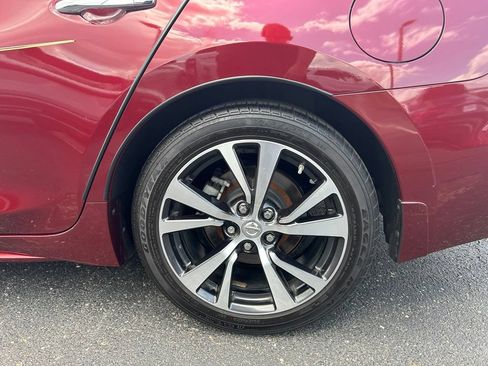 Used 2016 Nissan Maxima Platinum FWD image 13