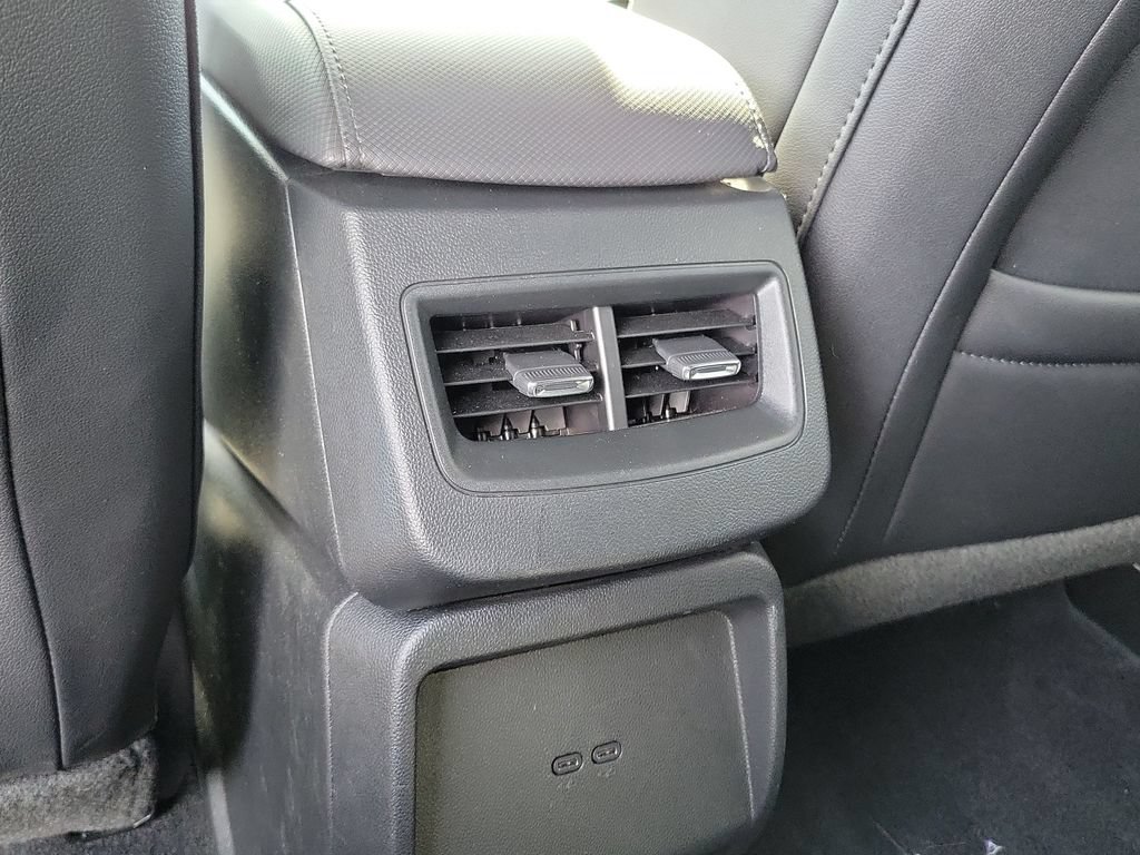Used 2026 Chevrolet Equinox EV LT FWD image 20