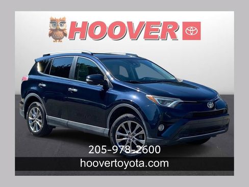 Used 2017 Toyota RAV4 Limited FWD image 1
