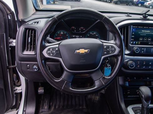 Used 2022 Chevrolet Colorado LT w/ Fleet Safety Package AWD/4WD image 21