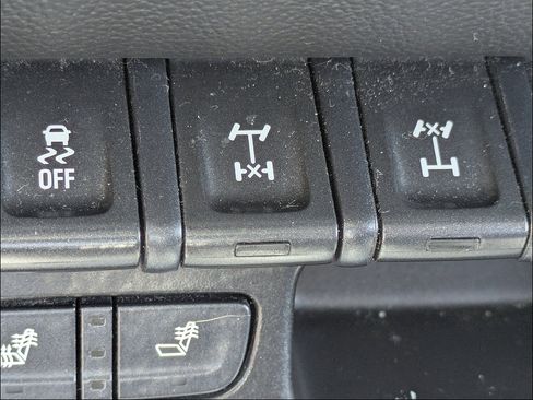 Used 2022 Chevrolet Colorado ZR2 AWD/4WD image 30