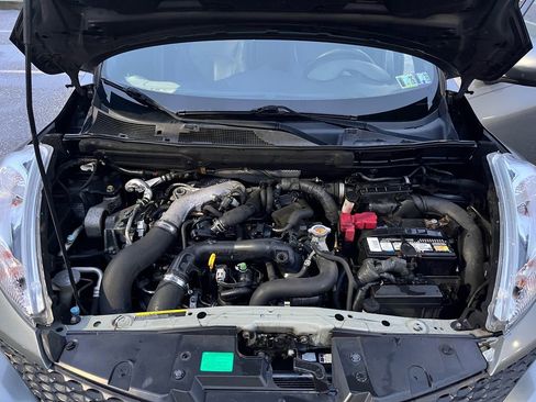 Used 2011 Nissan Juke SL image 26