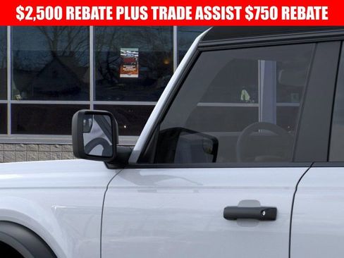 New 2025 Ford Bronco 4-Door image 22