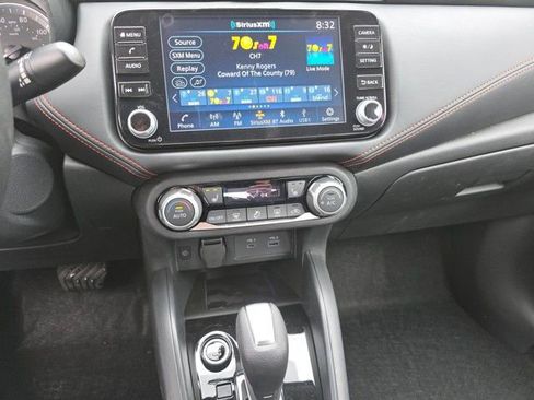 New 2025 Nissan Versa SR w/ Trunk Package image 10