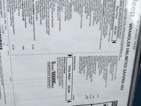 Used 2019 Jeep Wrangler Unlimited Sahara image 13