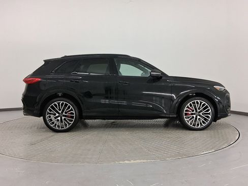New 2025 Audi SQ5 Premium Plus image 8