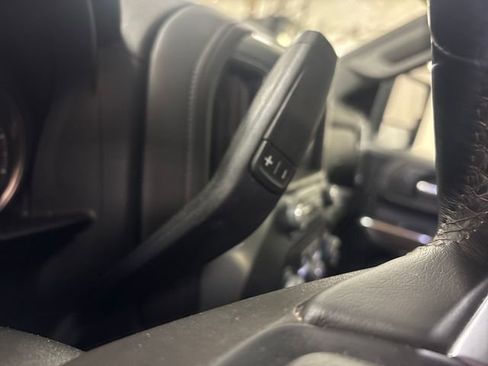 Used 2022 Chevrolet Silverado 2500 LT w/ Convenience Package image 26