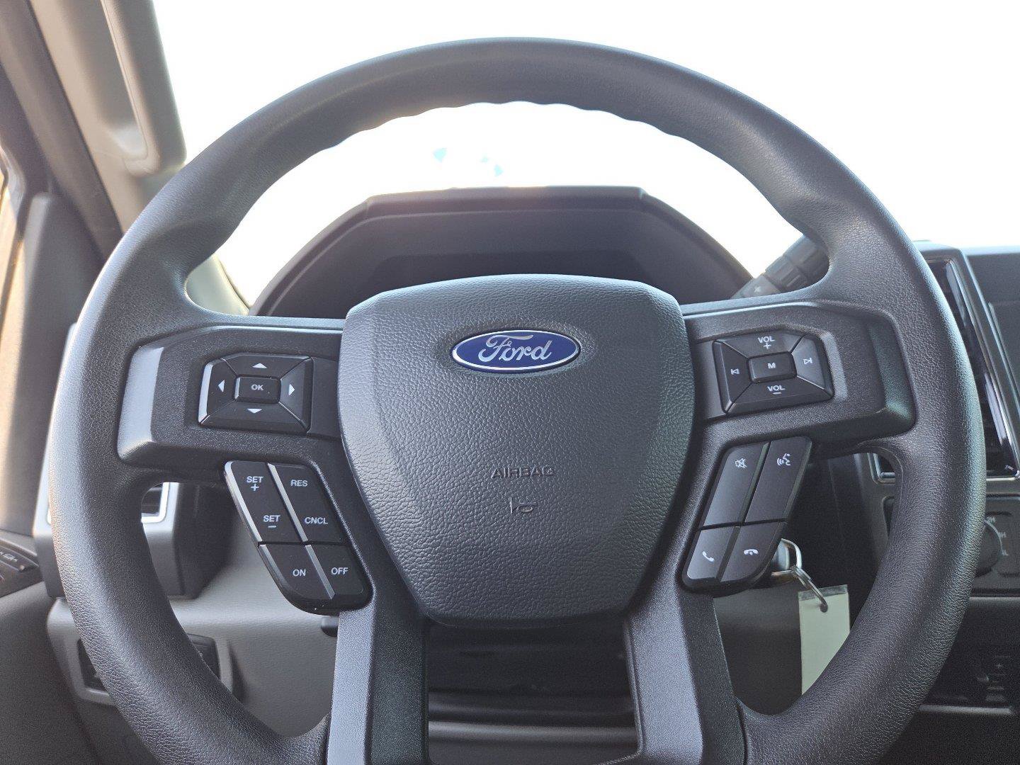 Used 2022 Ford F250 XLT w/ XLT Premium Package AWD/4WD image 25